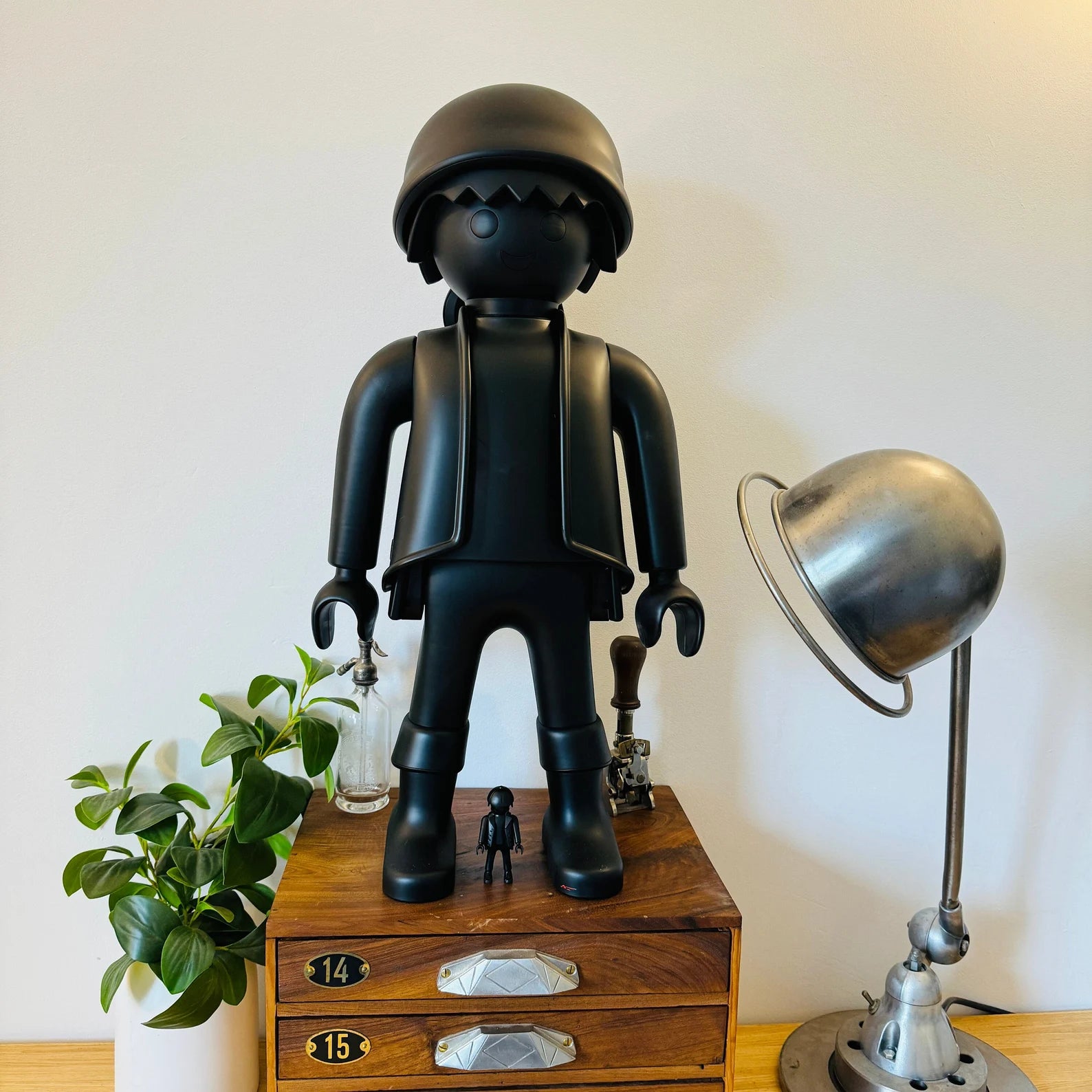 Statue Résine XXL Playmobil Noir