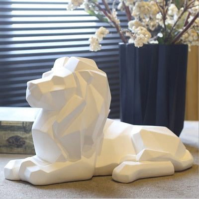 Statue Lion Couché Blanc