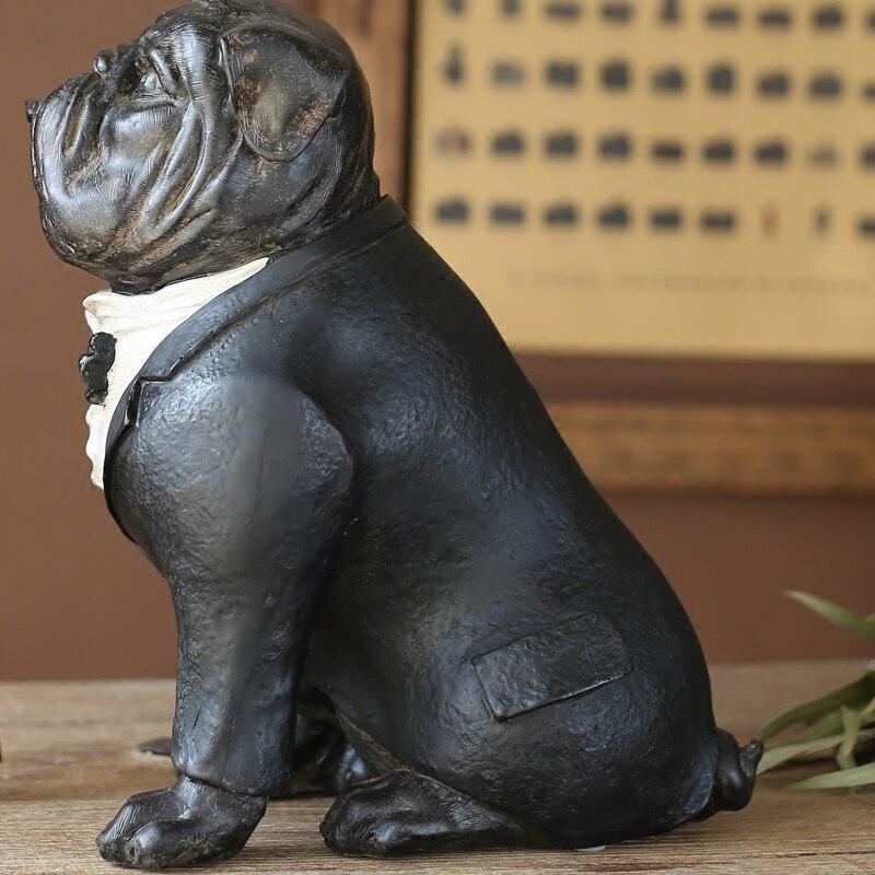Sculpture Chien en Costume