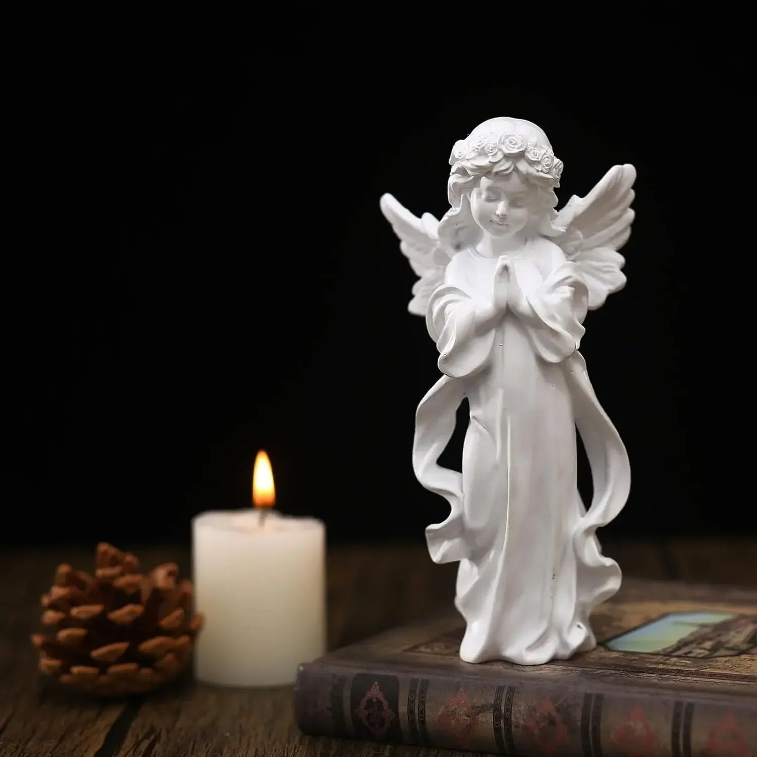 Statue Ange Avec Des Ailes